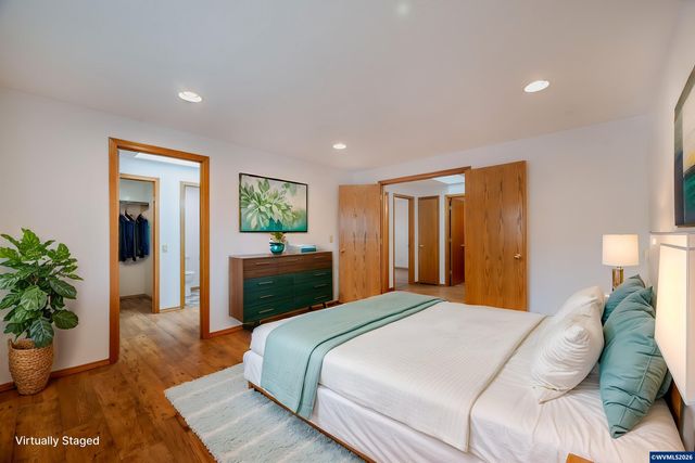 5847 Cobalt Lp SE, Salem, OR 97306