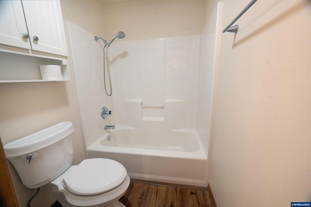 5847 Cobalt Lp SE, Salem, OR 97306