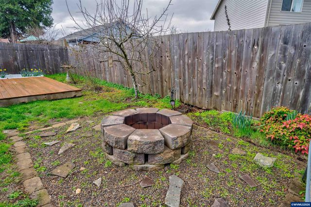 5847 Cobalt Lp SE, Salem, OR 97306