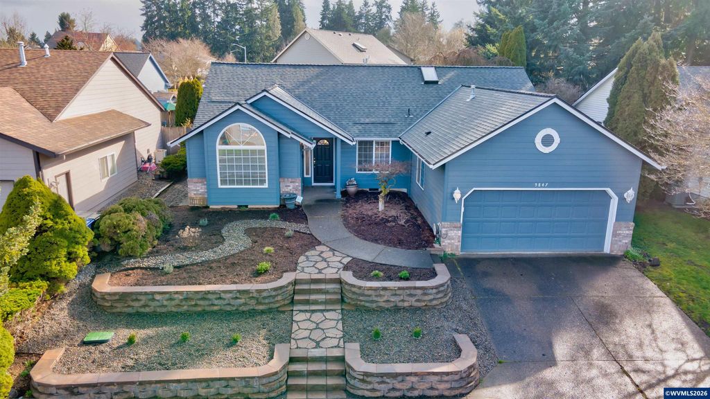 5847 Cobalt Lp SE, Salem, OR 97306