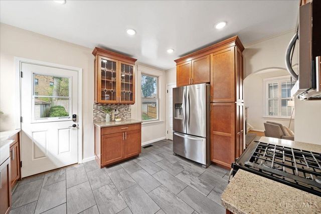 3759 Andrew Avenue, Cincinnati, OH 45209