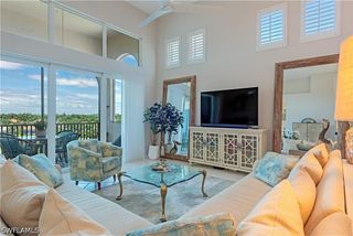 1590 Clermont DR K-403, Naples, FL 34109