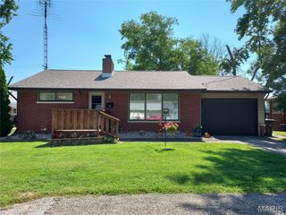 606 N Hena Street, Greenville, IL 62246