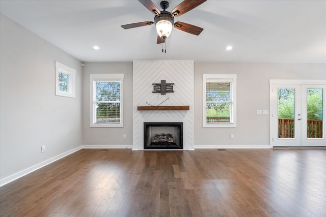 575 Green Ln, Whites Creek, TN 37189