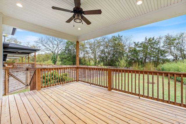575 Green Ln, Whites Creek, TN 37189
