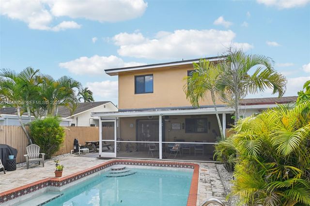 10365 SW 11th Terrace 49B, Miami, FL 33174