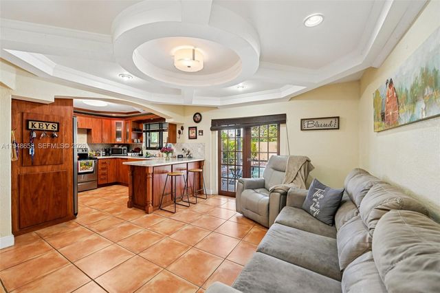 10365 SW 11th Terrace 49B, Miami, FL 33174