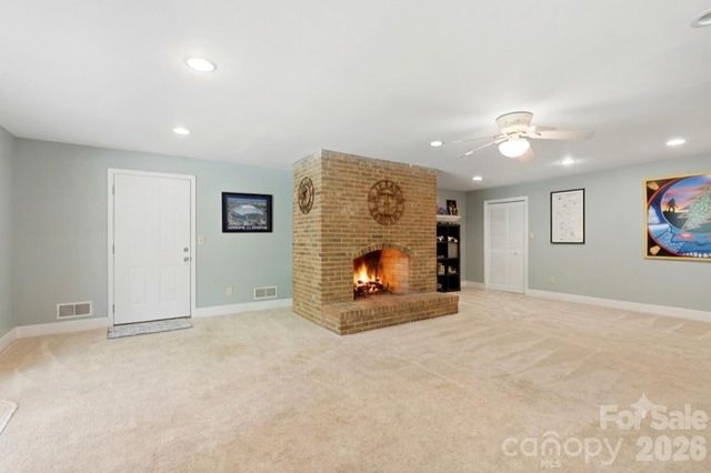2620 Lynbridge Drive, Charlotte, NC 28226