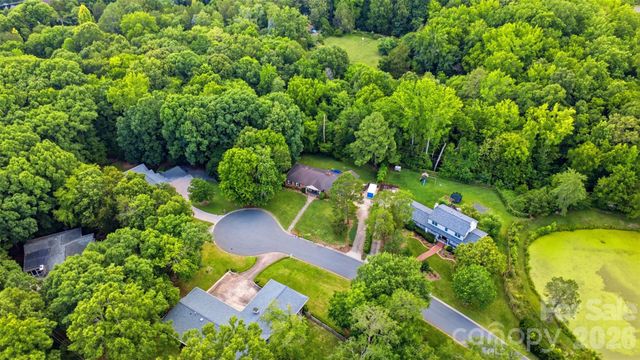 2620 Lynbridge Drive, Charlotte, NC 28226