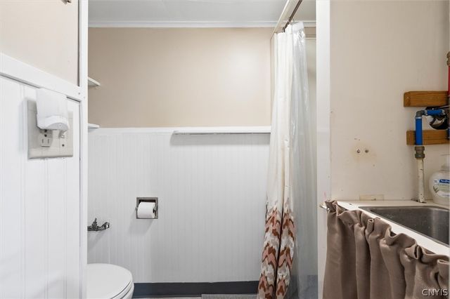 105 Throop Avenue, Auburn, NY 13021