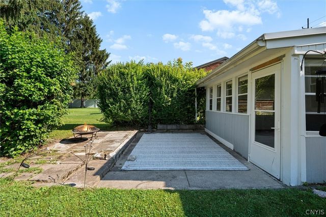 105 Throop Avenue, Auburn, NY 13021