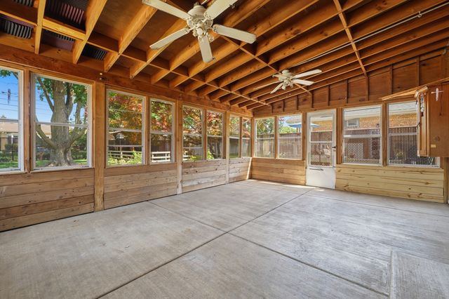 10019 S Keeler Avenue, Oak Lawn, IL 60453