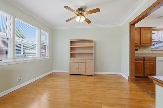 10019 S Keeler Avenue, Oak Lawn, IL 60453