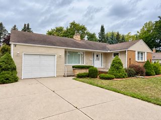 445 Yale Avenue, Alma, MI 48801