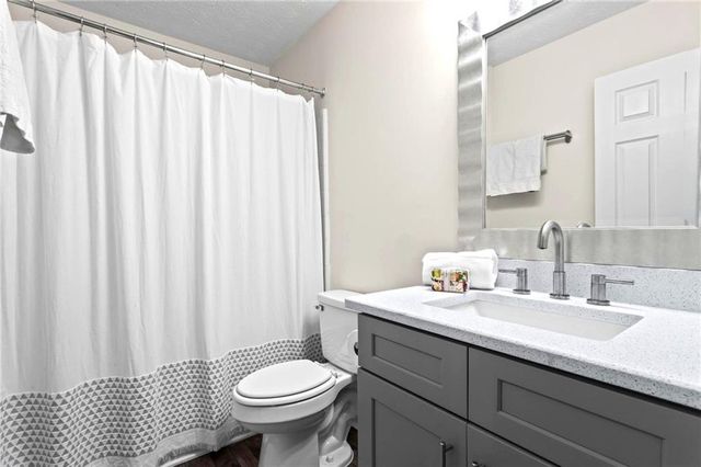 3991 Woodridge Way, Tucker, GA 30084