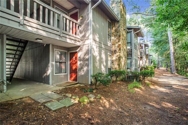 3991 Woodridge Way, Tucker, GA 30084