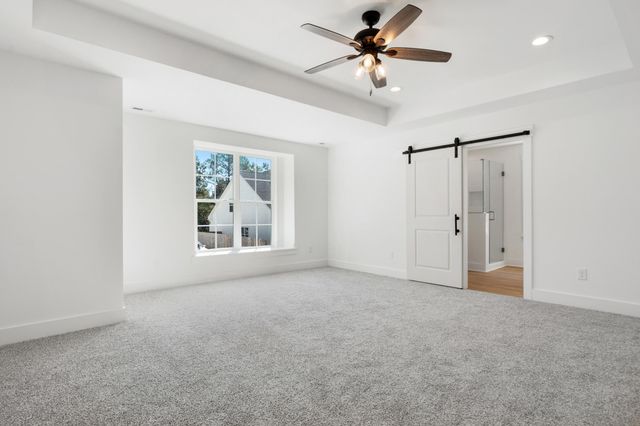 3563 Knollwood Hill Drive, Red Bank, TN 37415