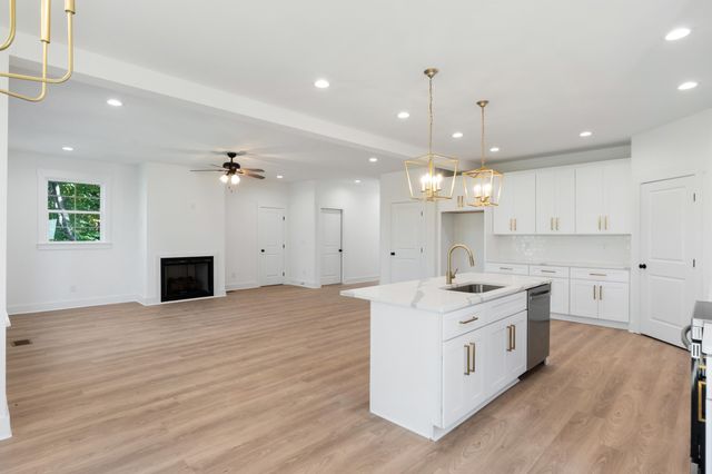 3563 Knollwood Hill Drive, Red Bank, TN 37415