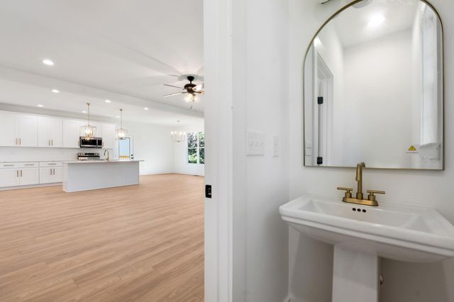 3563 Knollwood Hill Drive, Red Bank, TN 37415