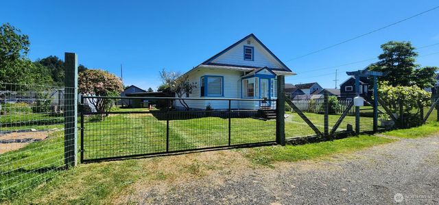 1015 Randall Street, Aberdeen, WA 98520