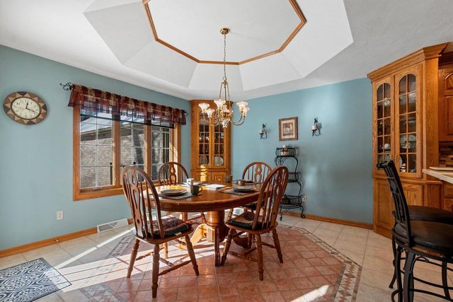 2817 BROOK HILLS DRIVE, Green Bay, WI 54313