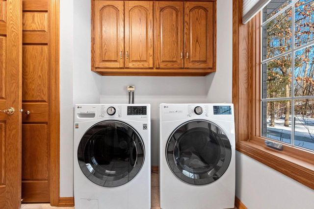 2817 BROOK HILLS DRIVE, Green Bay, WI 54313