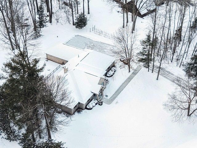 2817 BROOK HILLS DRIVE, Green Bay, WI 54313