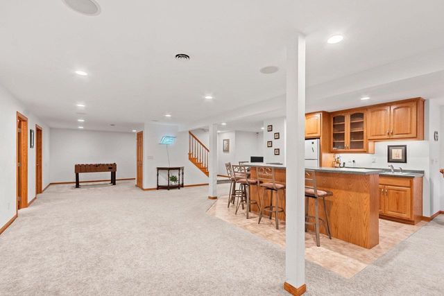 2817 BROOK HILLS DRIVE, Green Bay, WI 54313