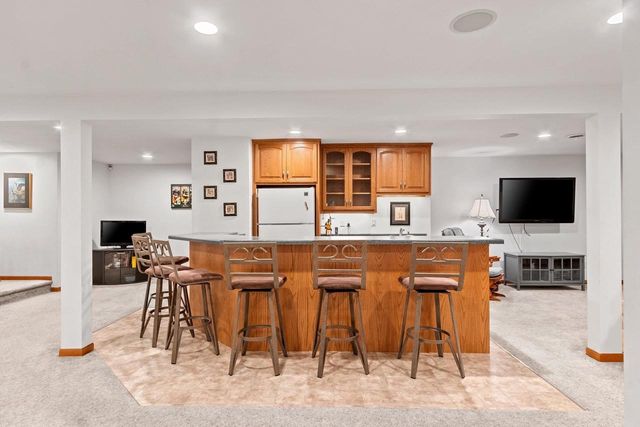 2817 BROOK HILLS DRIVE, Green Bay, WI 54313