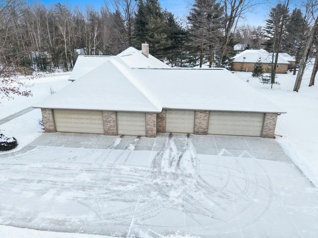 2817 BROOK HILLS DRIVE, Green Bay, WI 54313