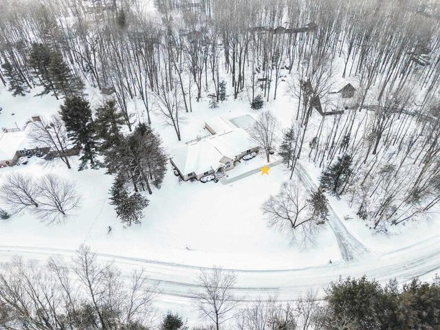 2817 BROOK HILLS DRIVE, Green Bay, WI 54313