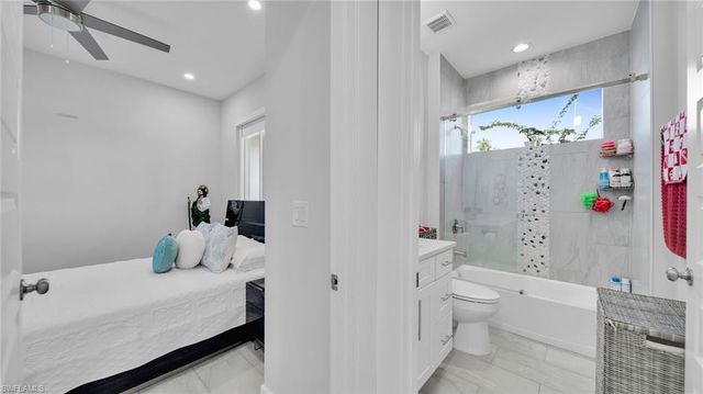 2214 SE 27th TER, Cape Coral, FL 33904