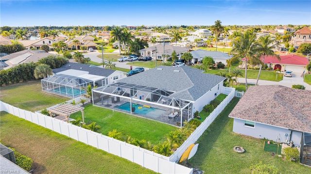 2214 SE 27th TER, Cape Coral, FL 33904