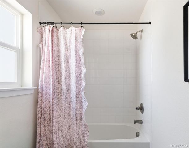 2827 S Fox Street, Englewood, CO 80110