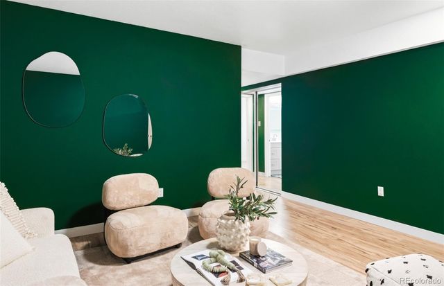 2827 S Fox Street, Englewood, CO 80110