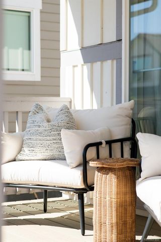 2827 S Fox Street, Englewood, CO 80110