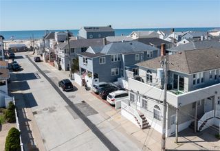 39 Troy Avenue, East Atlantic Beach, NY 11561