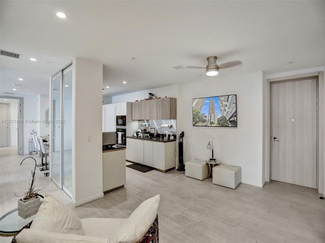 1000 Brickell Plz PH5103, Miami, FL 33131