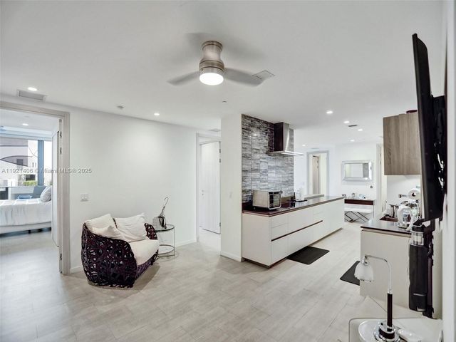 1000 Brickell Plz PH5103, Miami, FL 33131