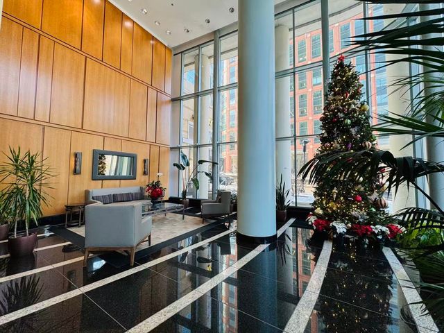 345 N LaSalle Drive 306, Chicago, IL 60654