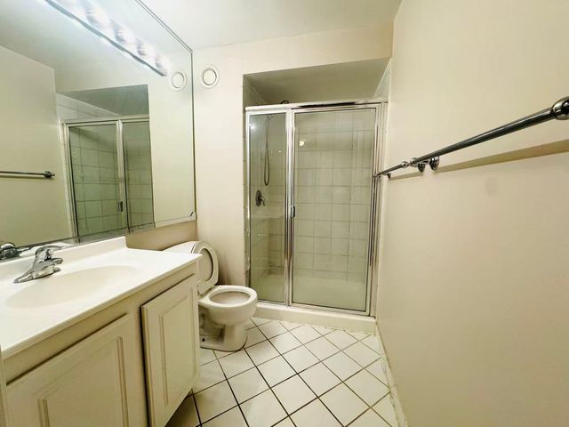 345 N LaSalle Drive 306, Chicago, IL 60654