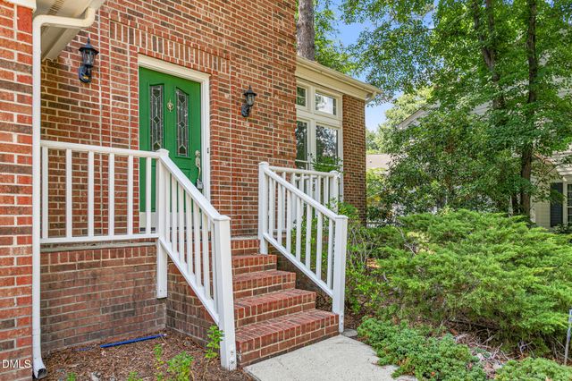 207 Windhover Drive, Chapel Hill, NC 27514
