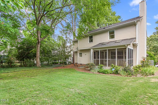 207 Windhover Drive, Chapel Hill, NC 27514