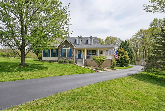 976 Ottoma Dr, Crossville, TN 38555