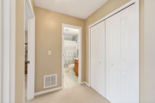 976 Ottoma Dr, Crossville, TN 38555