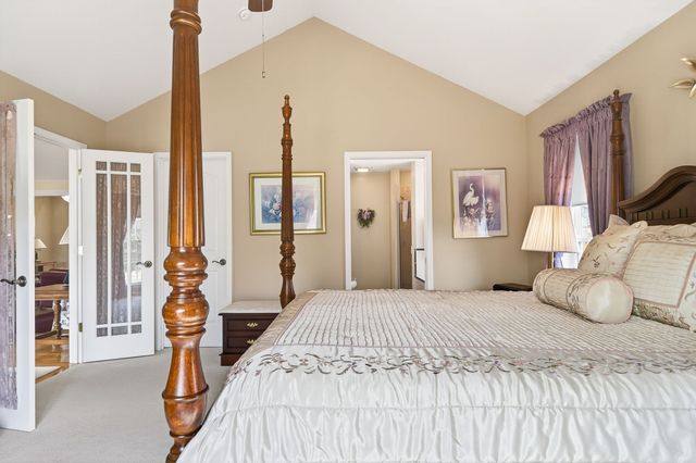 976 Ottoma Dr, Crossville, TN 38555