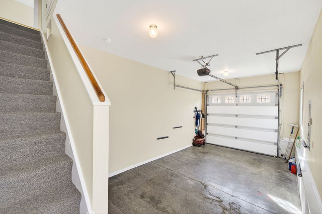 976 Ottoma Dr, Crossville, TN 38555