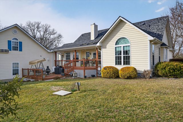 976 Ottoma Dr, Crossville, TN 38555