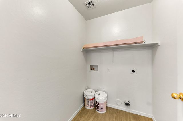 7594 W CITRUS Way, Glendale, AZ 85303