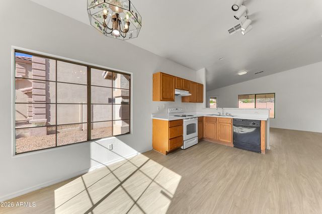 7594 W CITRUS Way, Glendale, AZ 85303